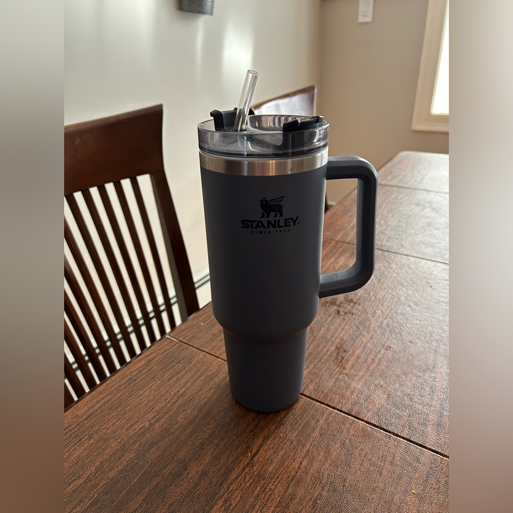 Navy 40oz Stanley Tumbler